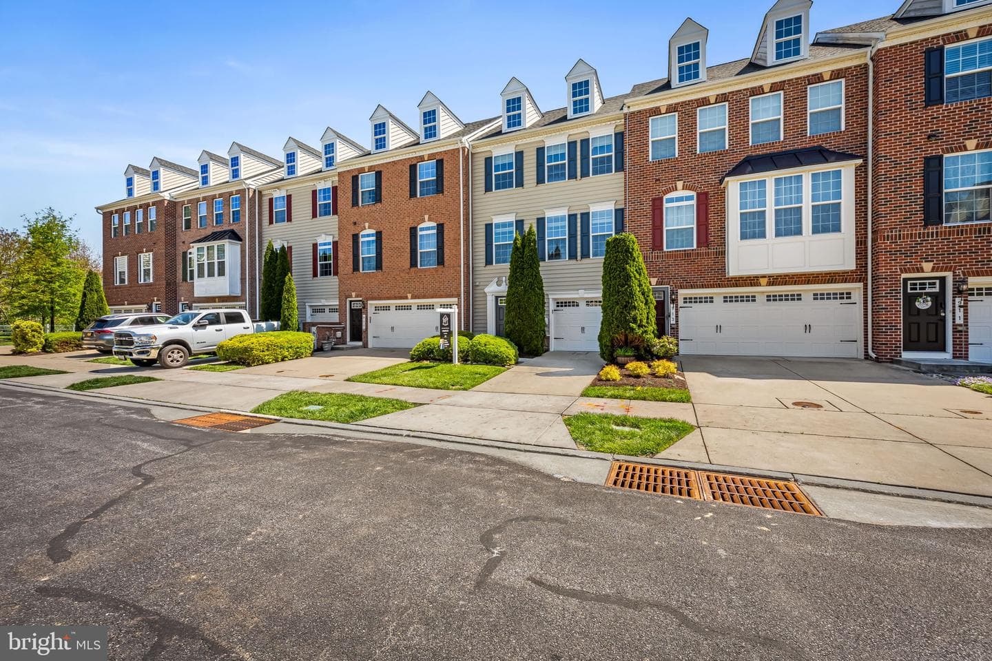 915 Magnolia Blossom Court