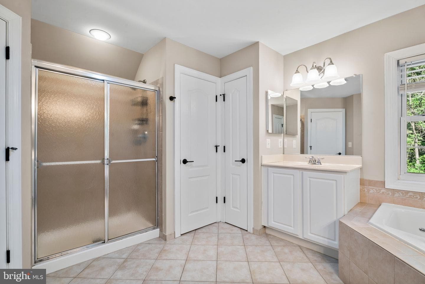 3125 Lakewood Manor Drive photo 24