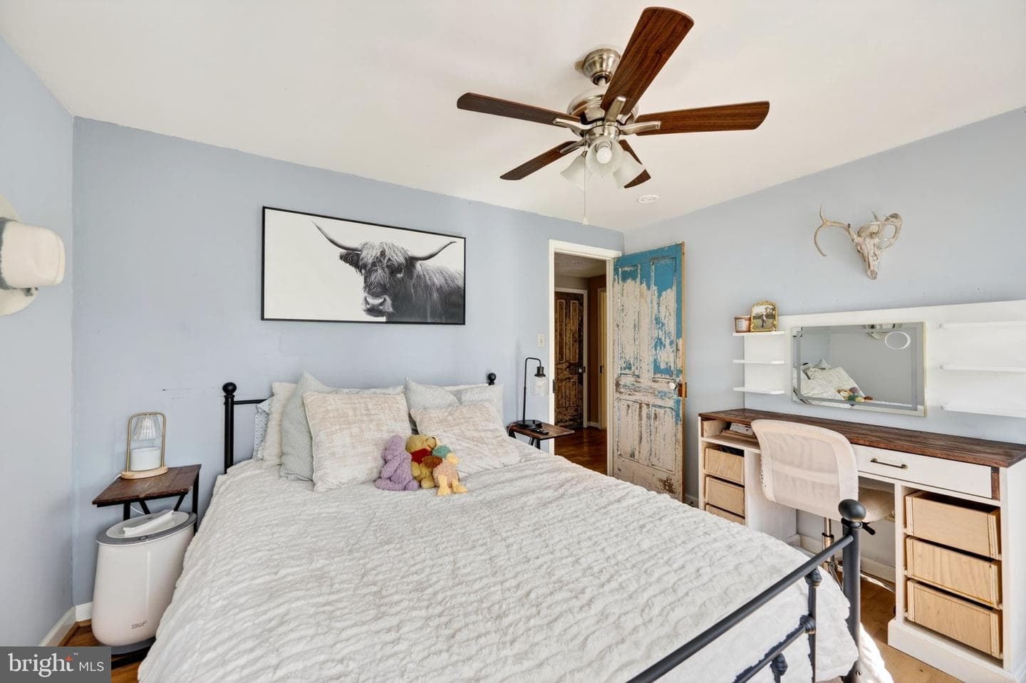 3200 Ferrier Road photo 30