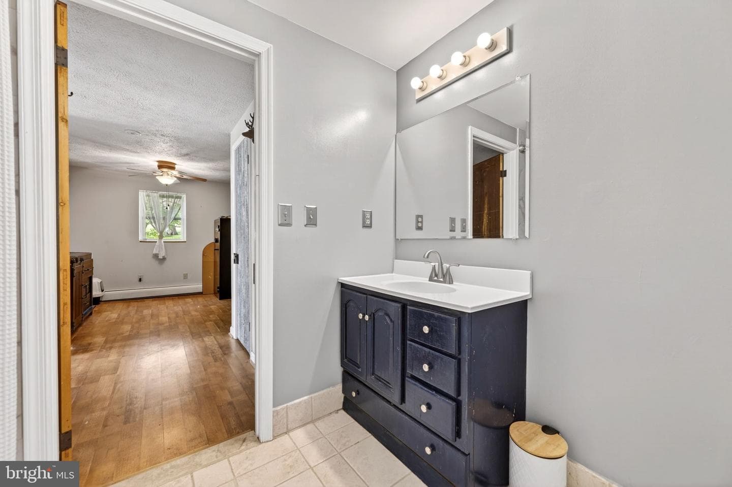 3200 Ferrier Road photo 35