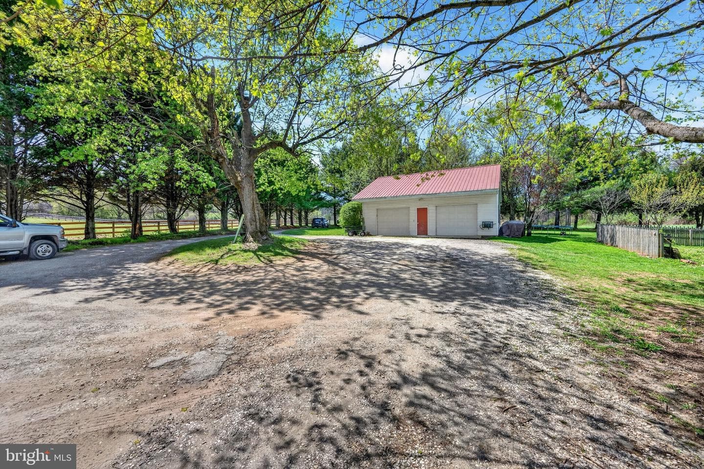 3200 Ferrier Road photo 50