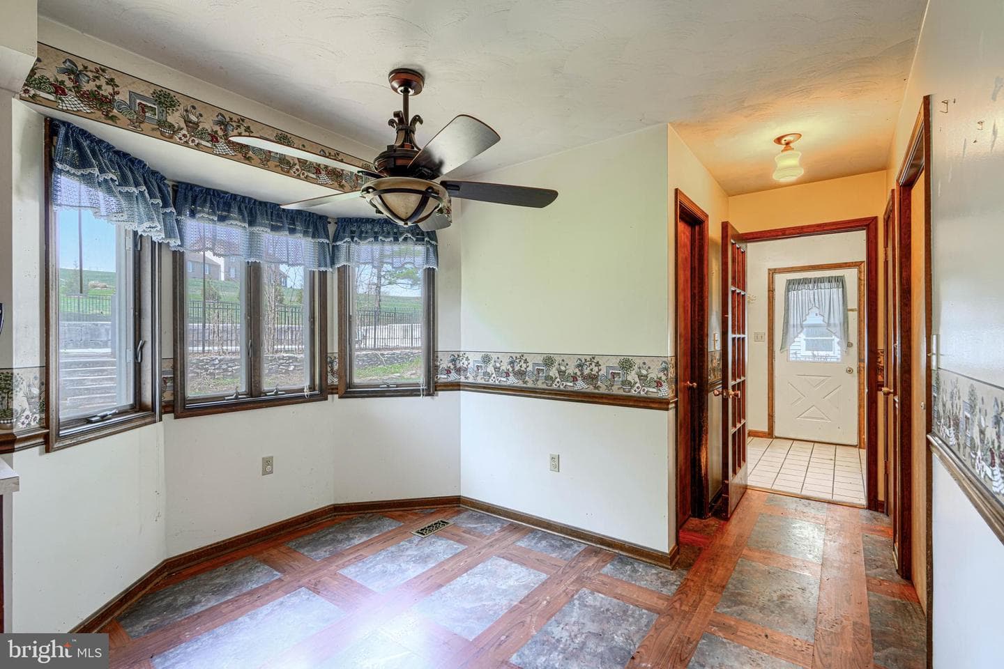 2625 Old Taneytown Road photo 23