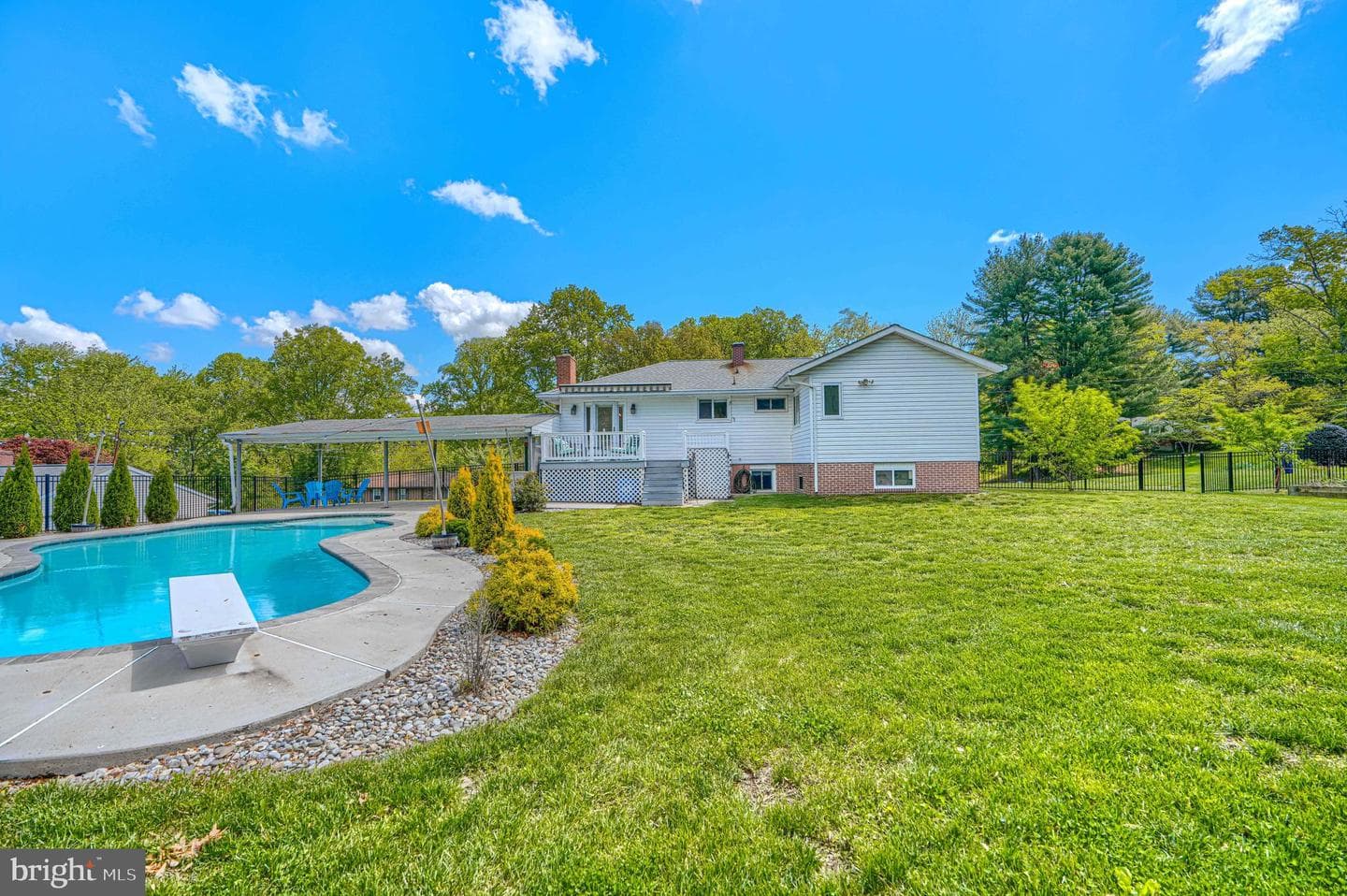 5805 Melville Road photo 55