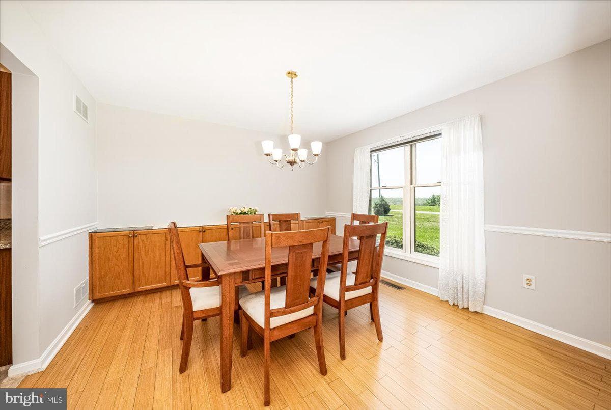 1570 Wood Villa Drive photo 9