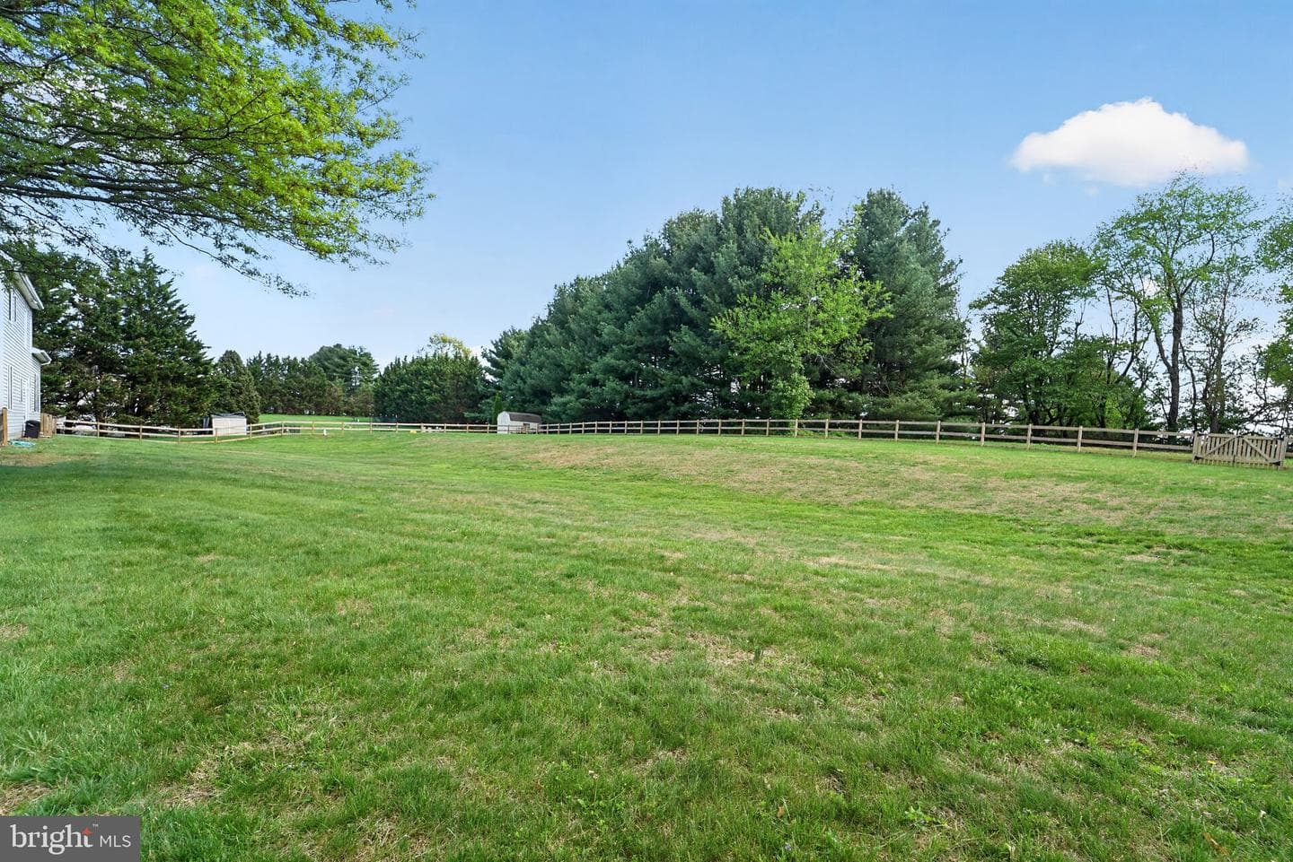 1691 Village Green Drive photo 12