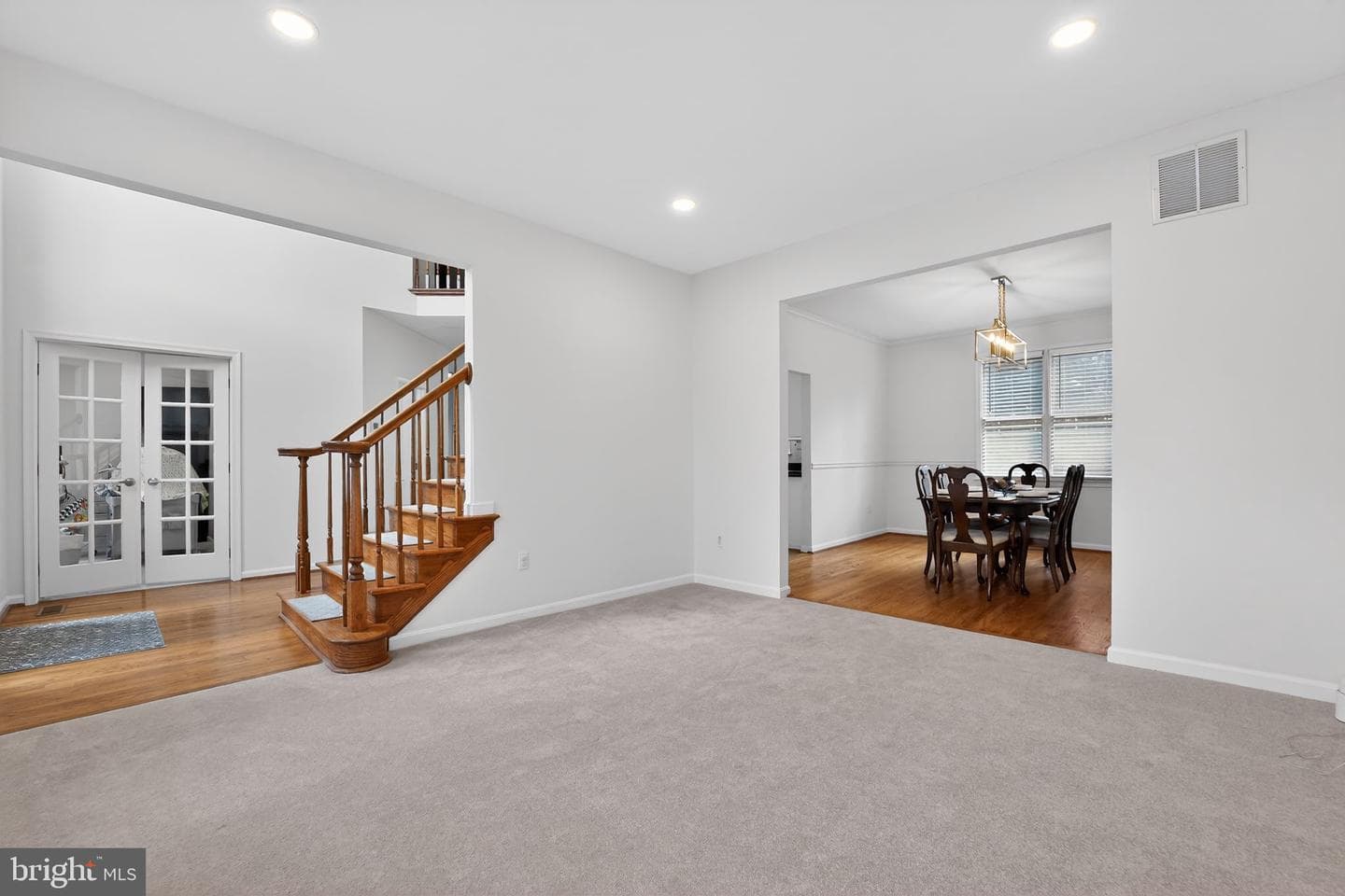 1691 Village Green Drive photo 15