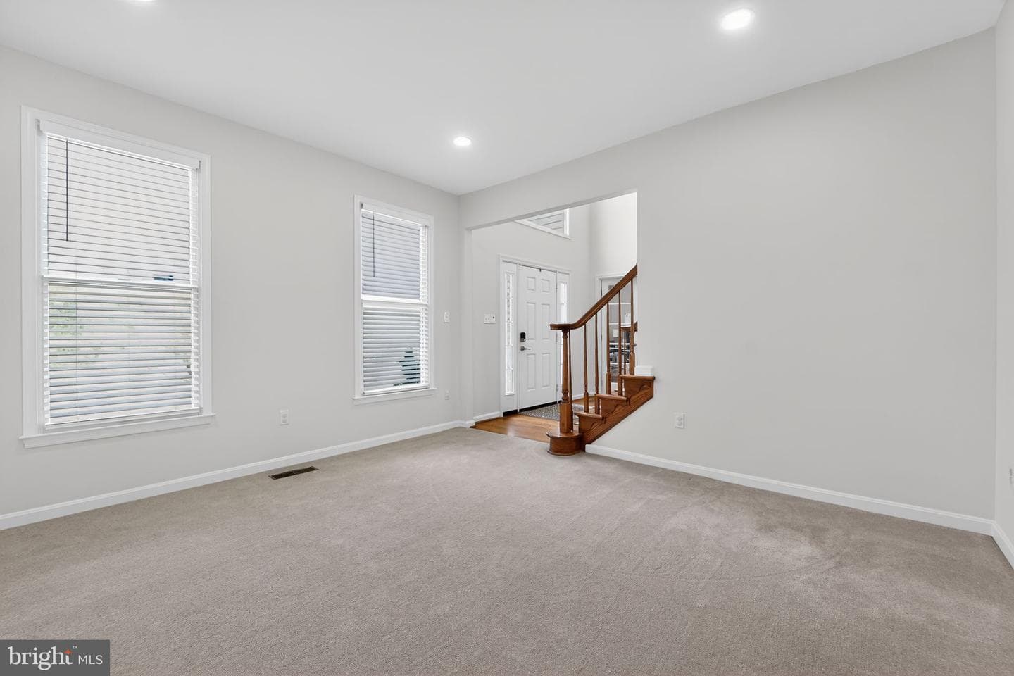 1691 Village Green Drive photo 16