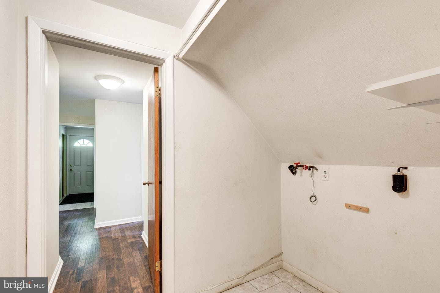 2711 Overview Road photo 38