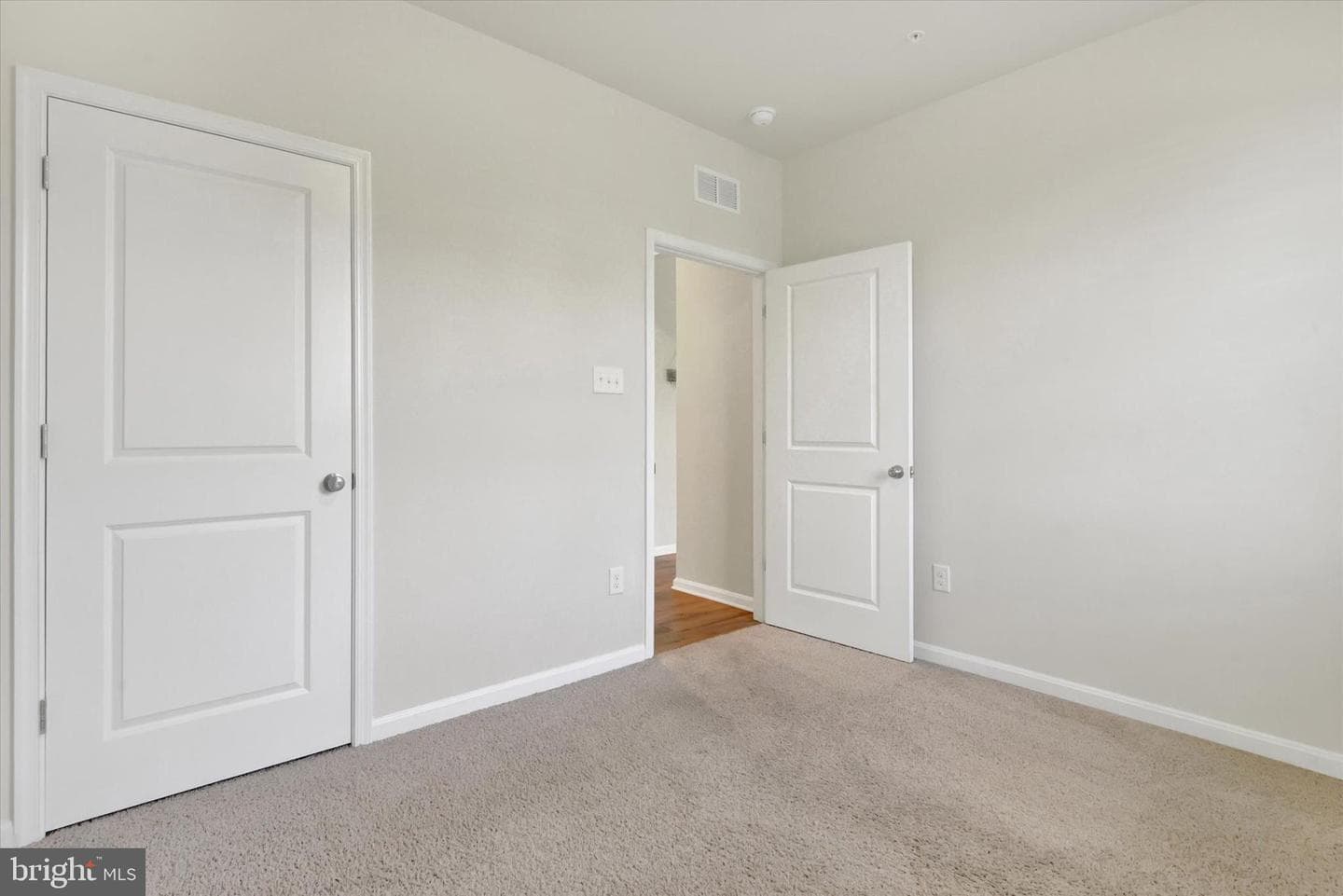589 Friendship Road photo 17