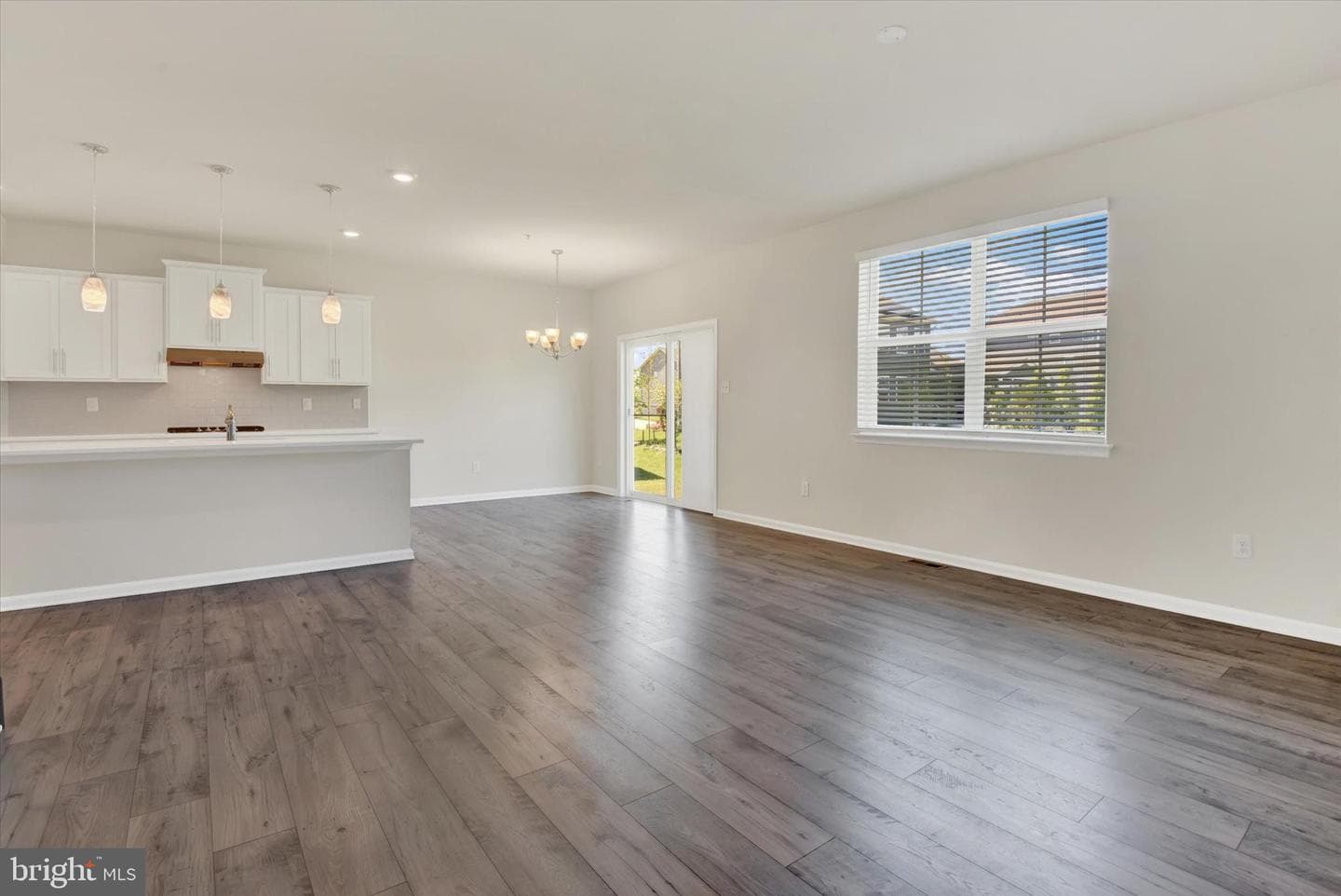 589 Friendship Road photo 18