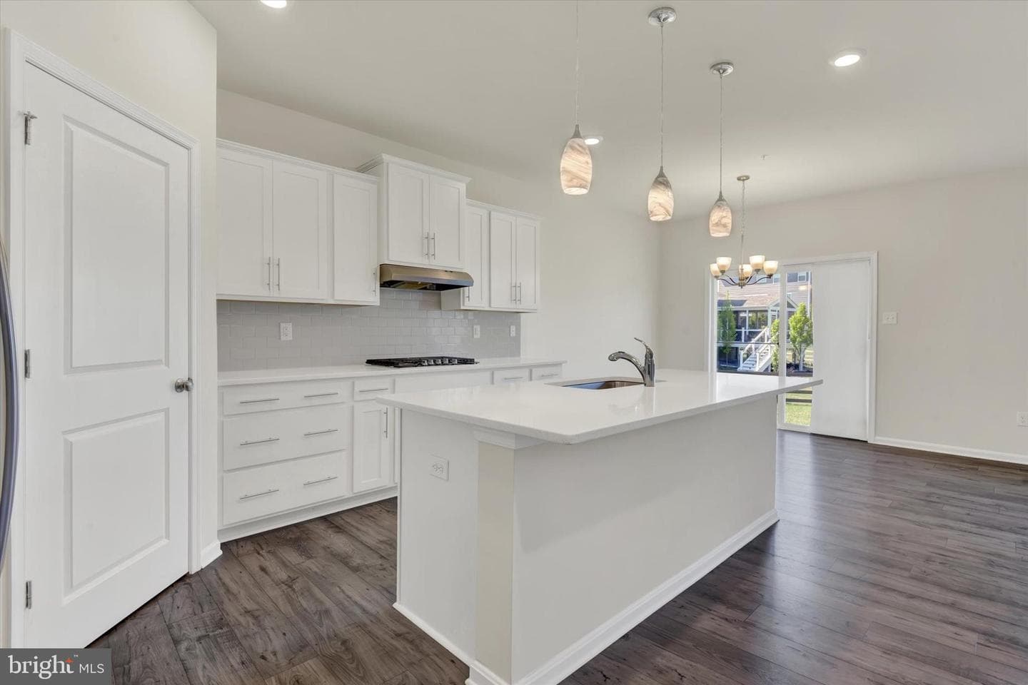 589 Friendship Road photo 6