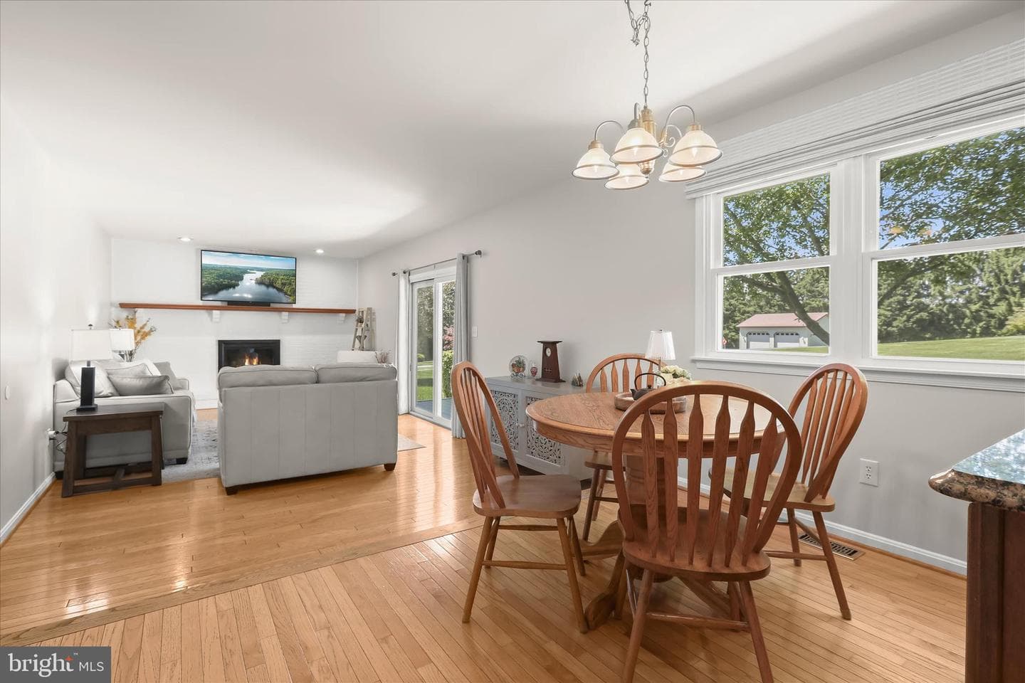 2798 Kathy Drive photo 24