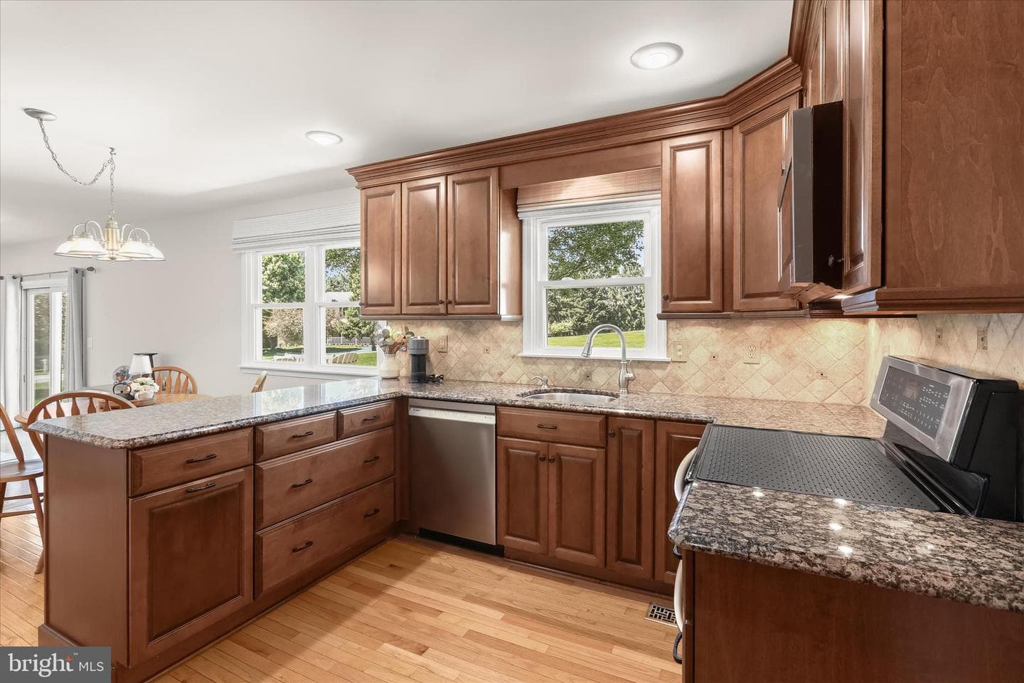 2798 Kathy Drive photo 3