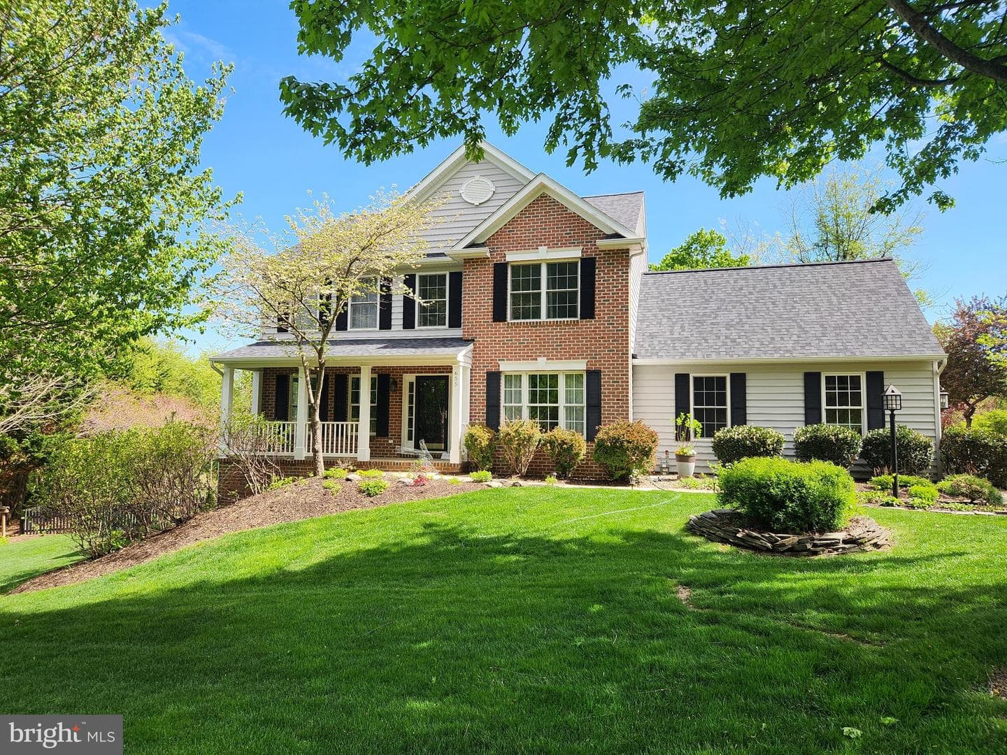 655 Downhill Drive