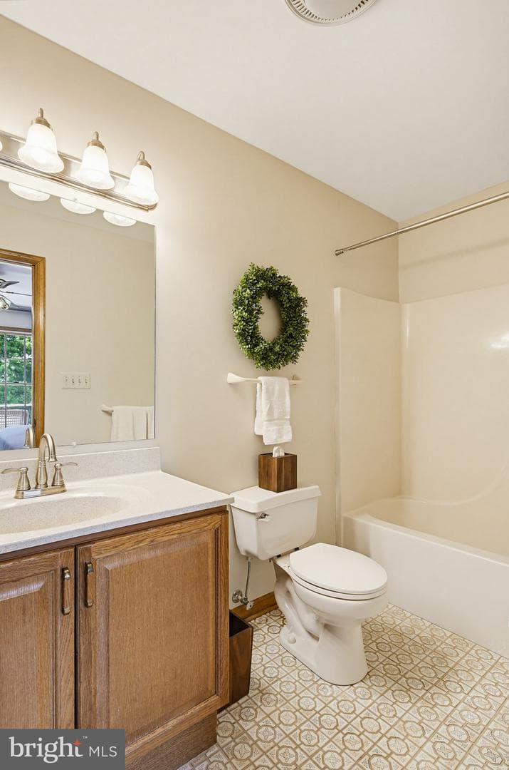 6111 Emerald Lane photo 31