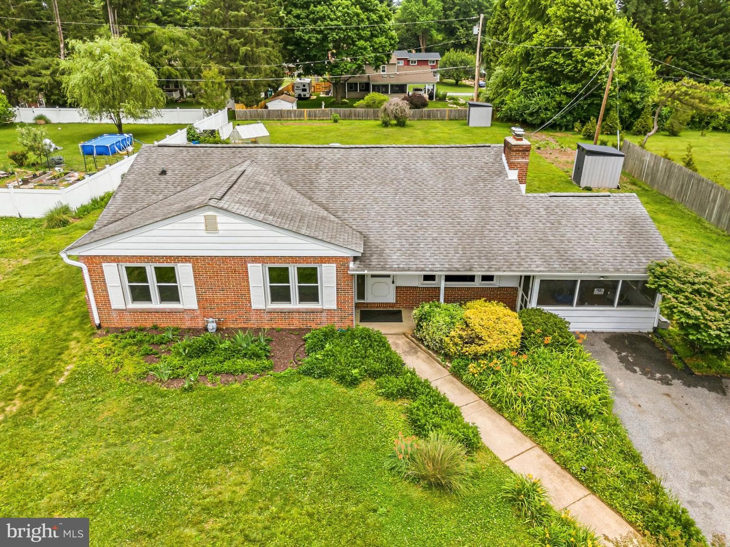 6831 Ridge Road photo 2
