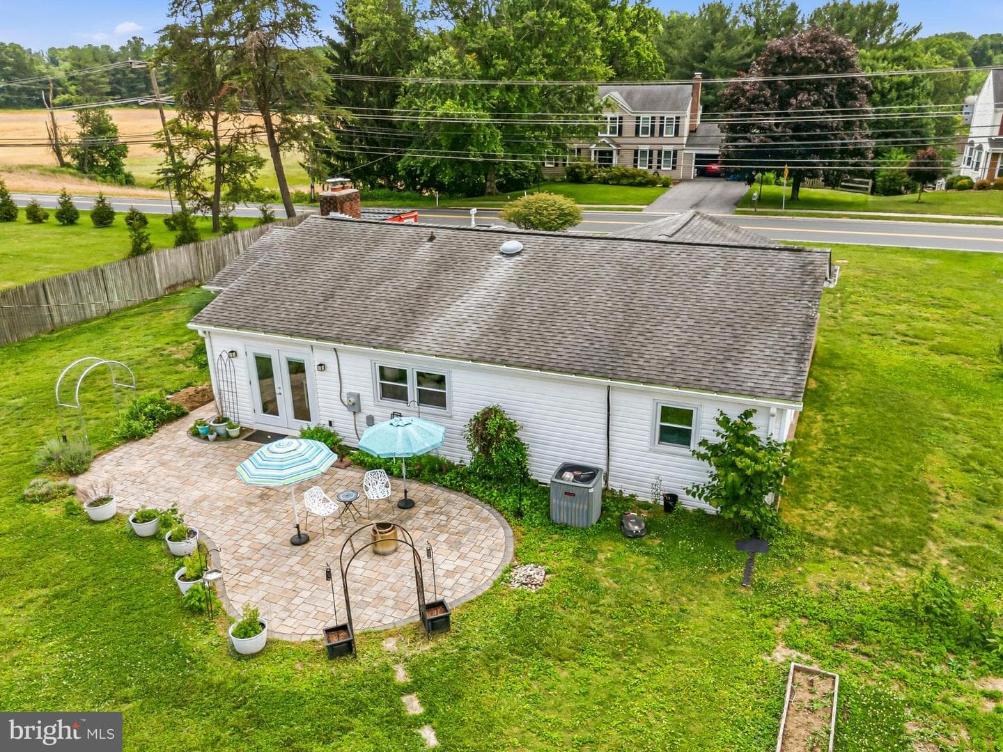 6831 Ridge Road photo 27