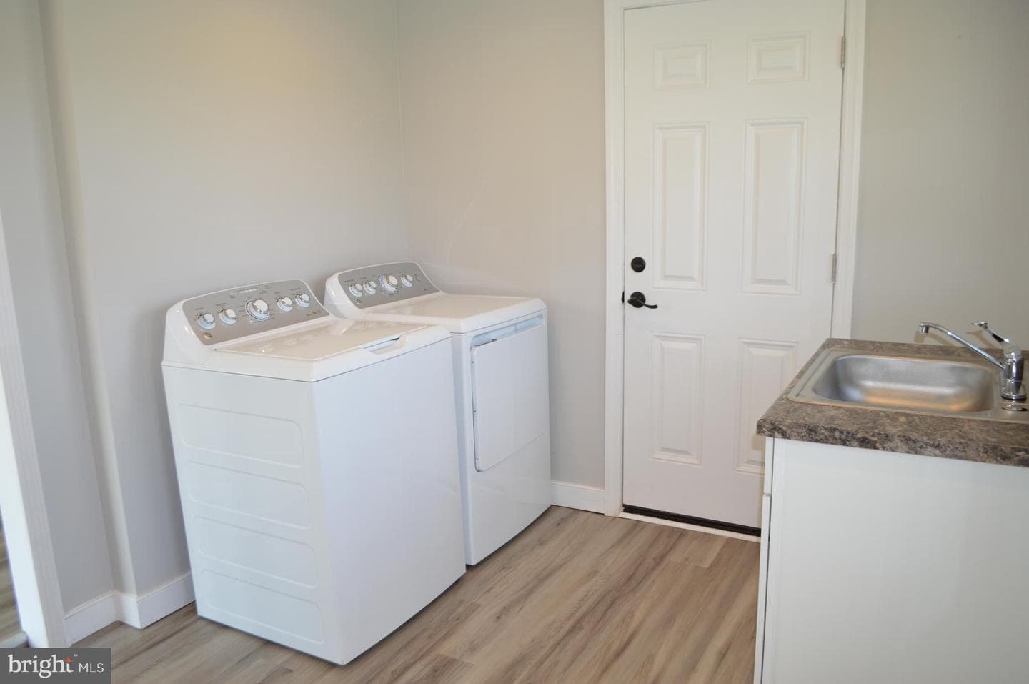 2051 Stover Road photo 21