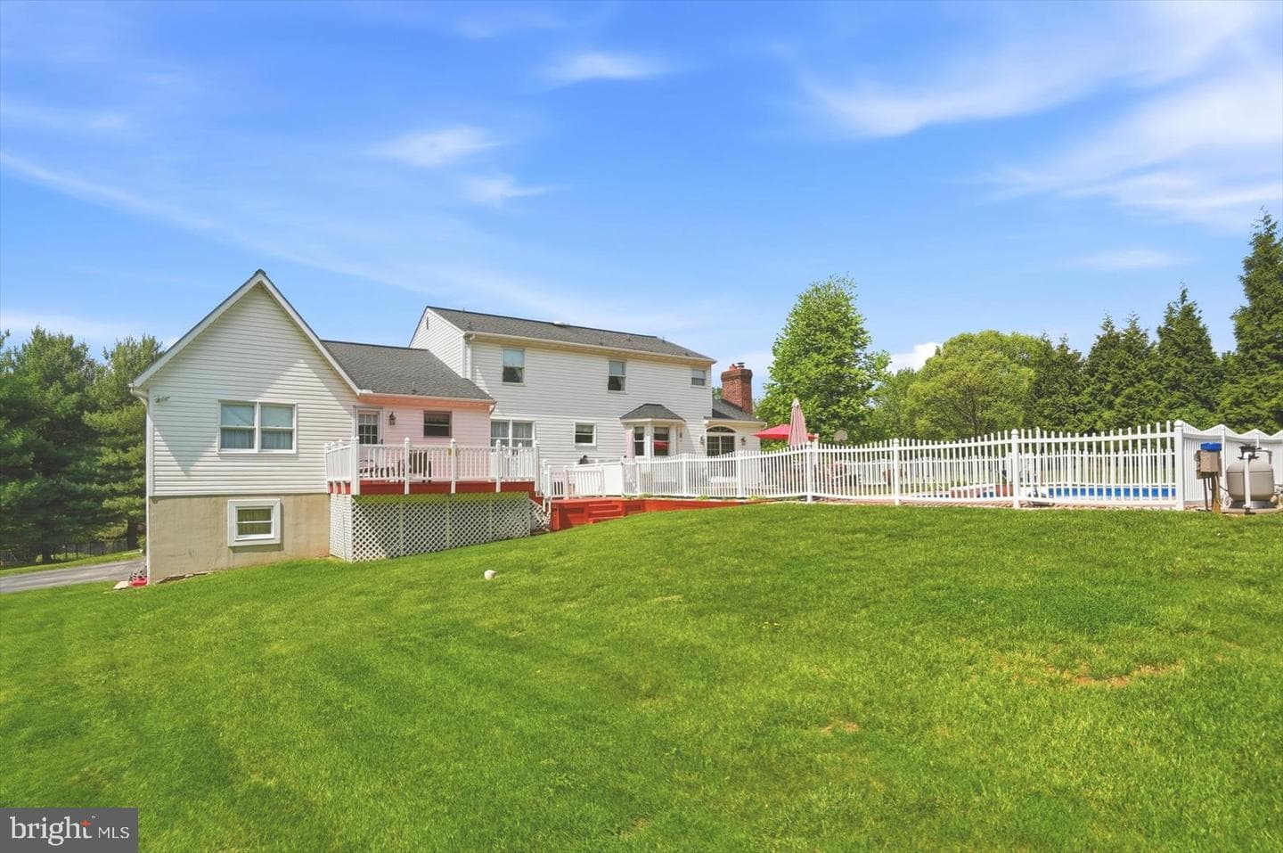 4465 Monument Drive photo 48