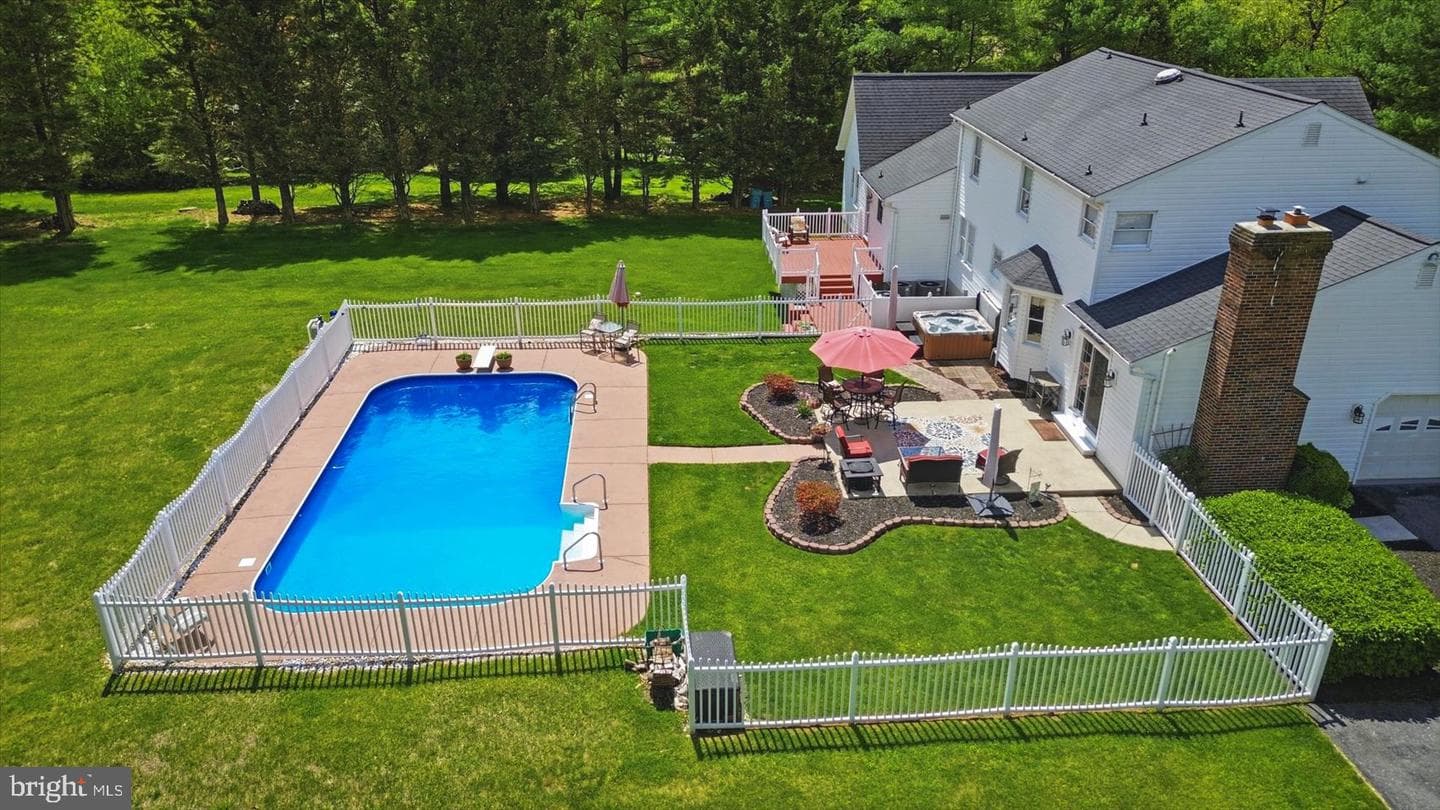 4465 Monument Drive photo 49