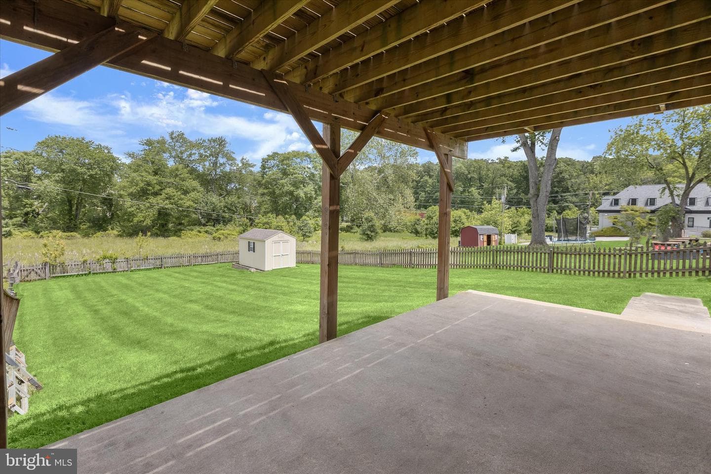 1032 Circle Drive photo 32