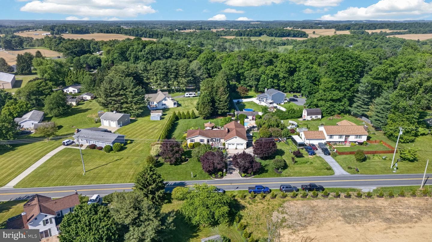 3921 Saint Paul Road photo 3