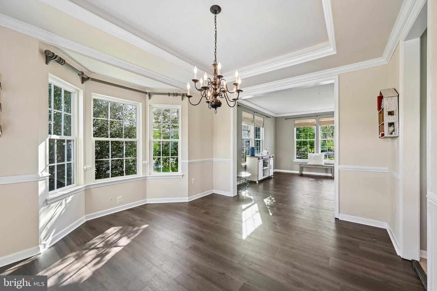 338 Meadow Creek Drive photo 18