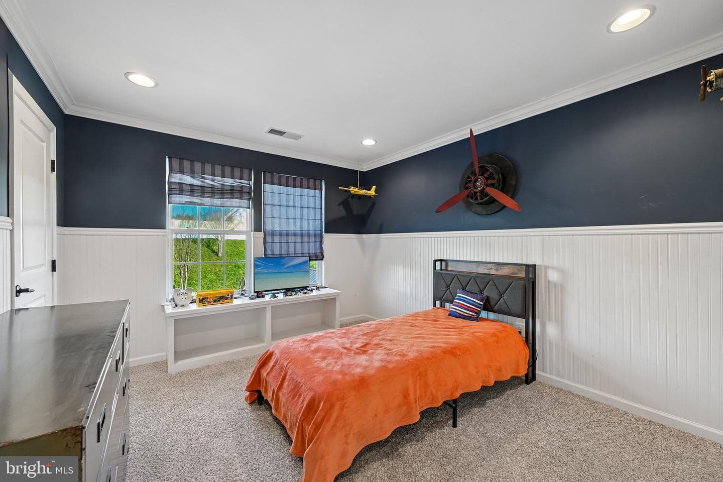 338 Meadow Creek Drive photo 31