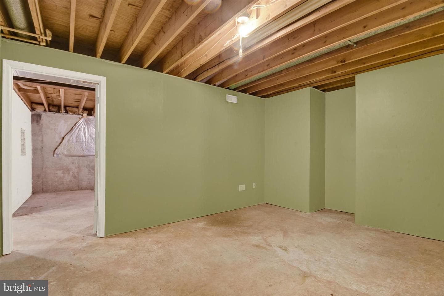 11 Bancroft Street photo 21
