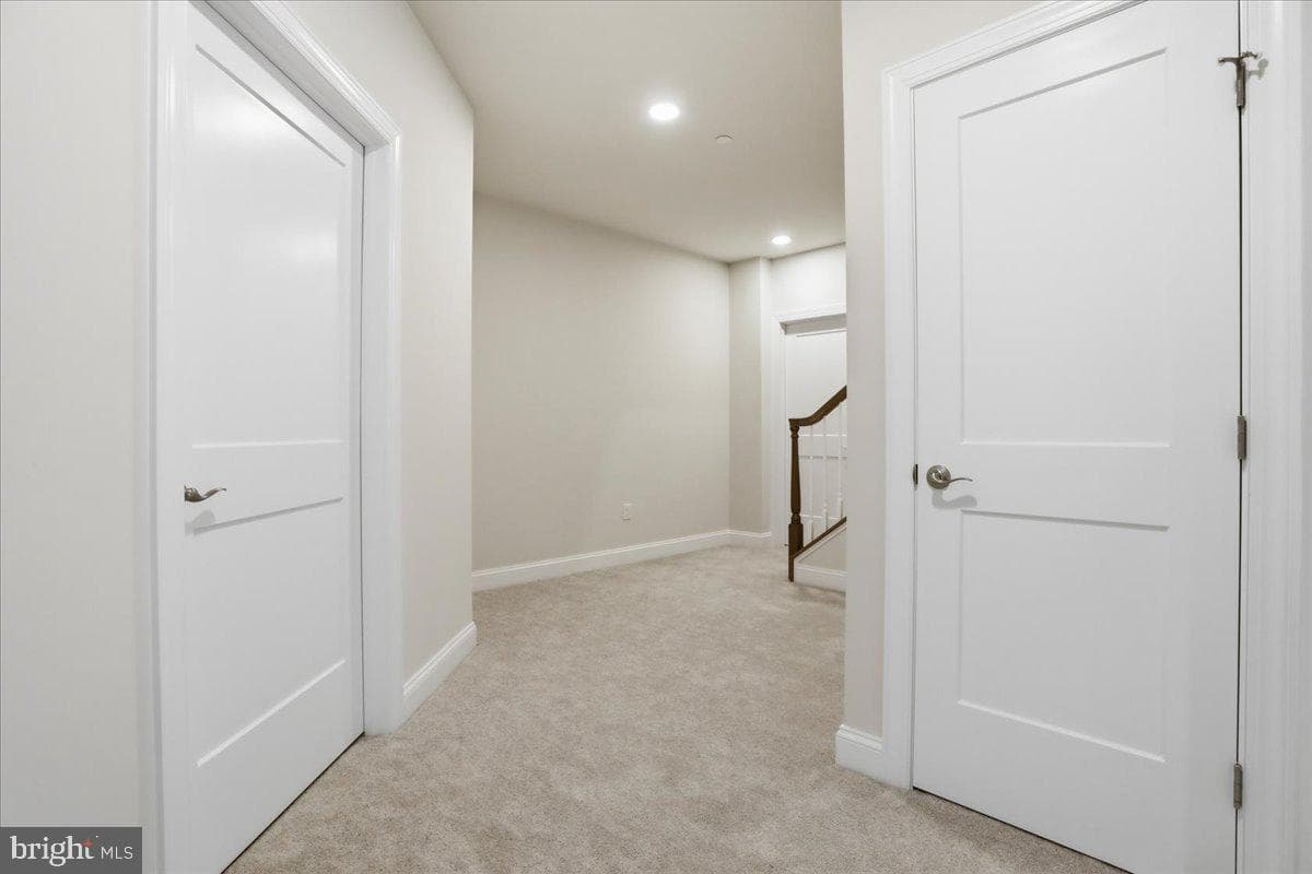 112 Whirlaway Court photo 44