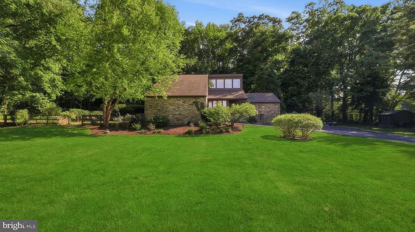 2185 Sams Creek Road photo 51