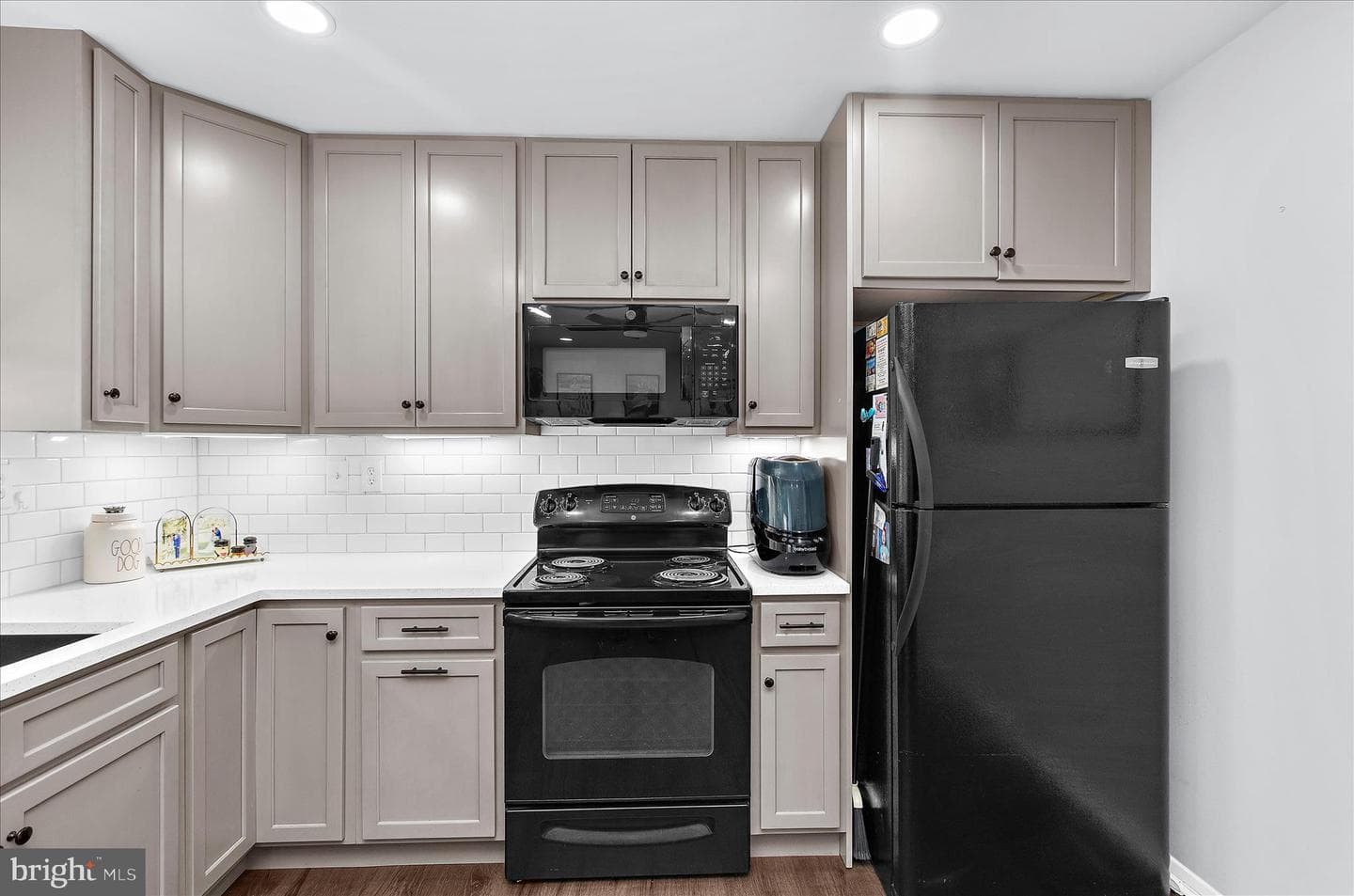 458 Logan Drive photo 10