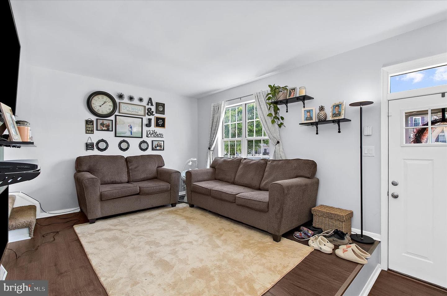 458 Logan Drive photo 2