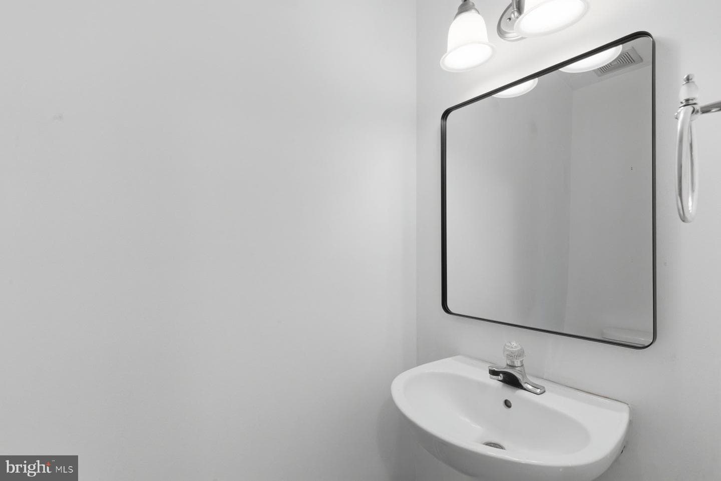 802 Medinah Circle photo 15