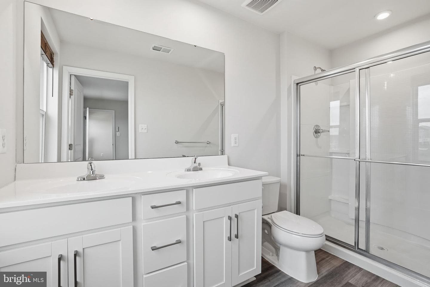 213 Pickett Street photo 26