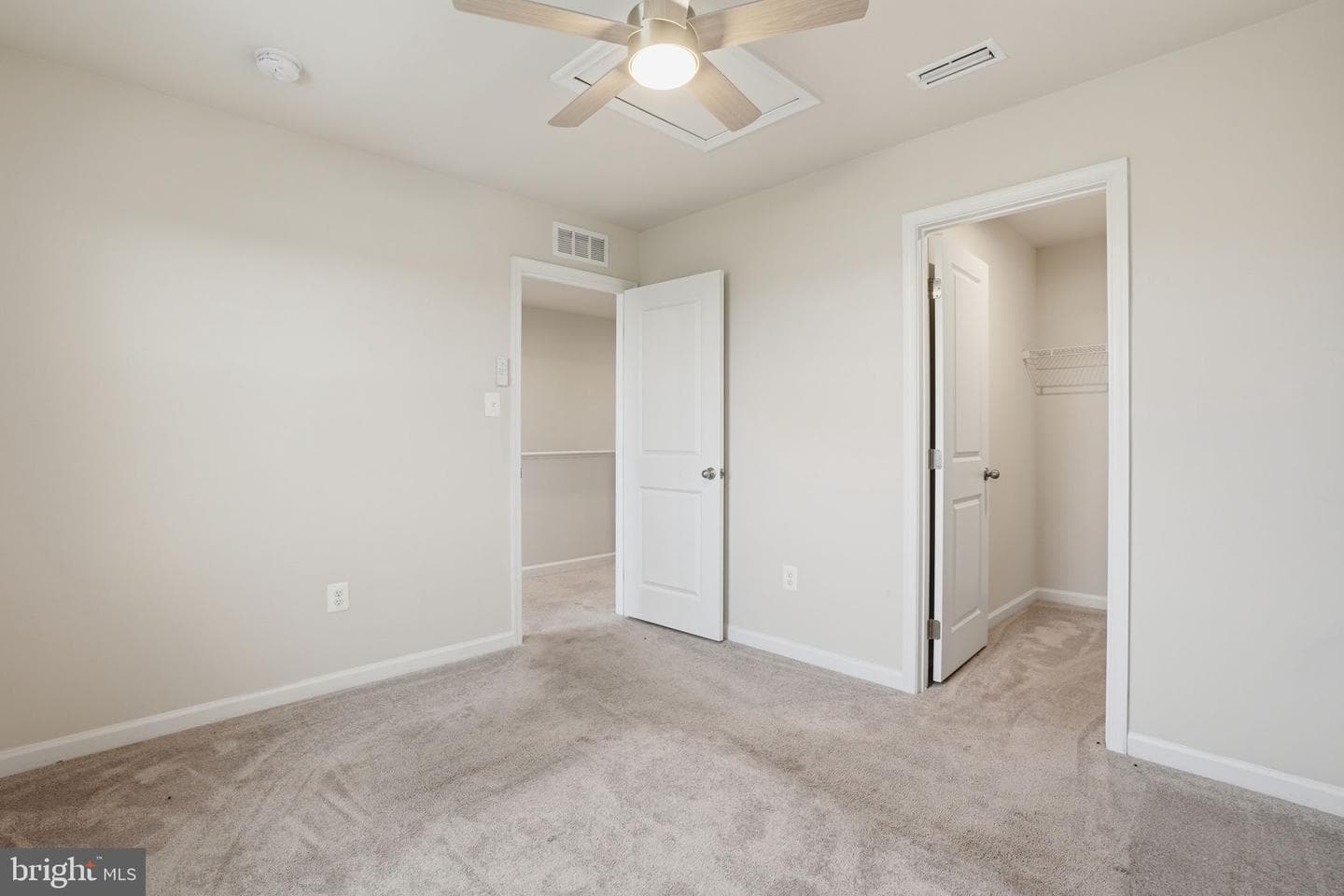 213 Pickett Street photo 29
