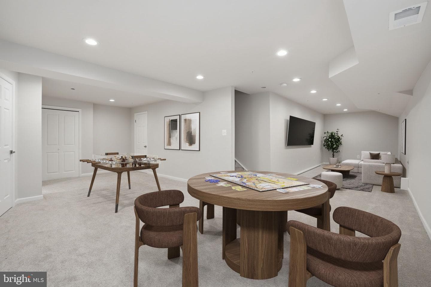 213 Pickett Street photo 39