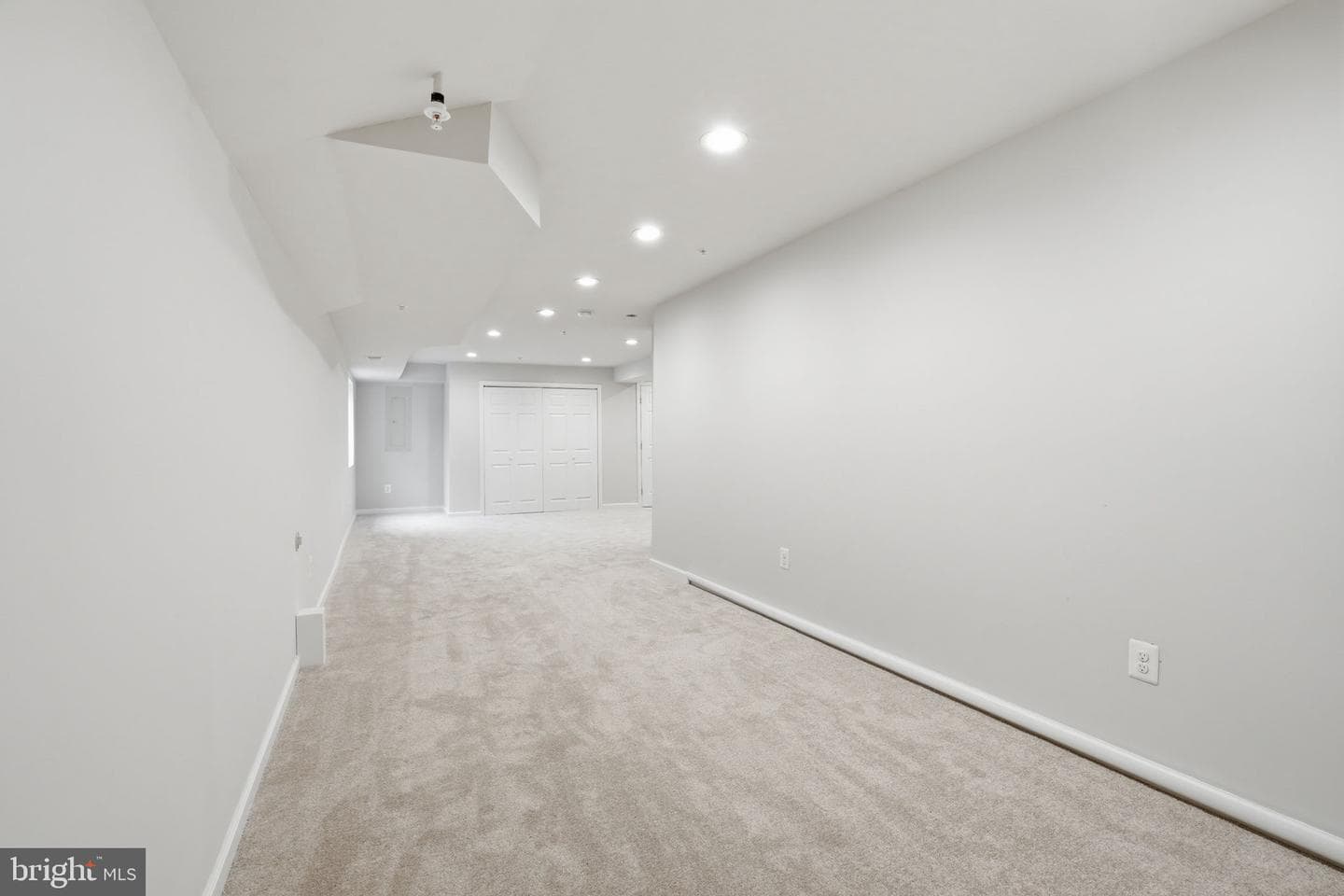 213 Pickett Street photo 42