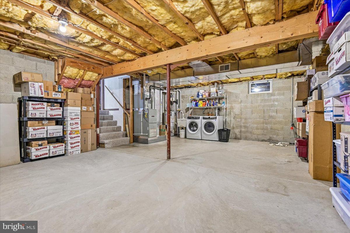 2813 Brougham Court photo 37