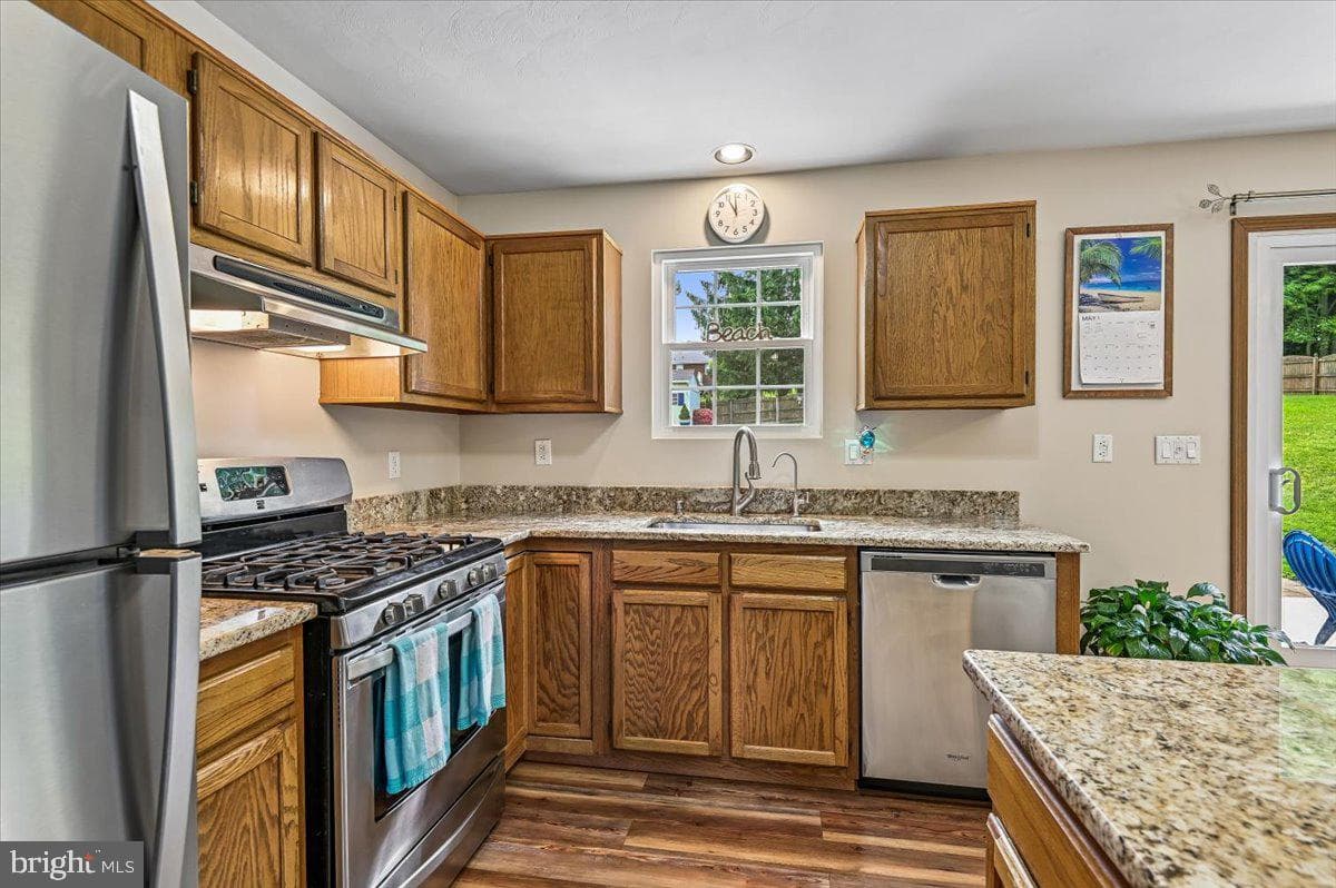 2813 Brougham Court photo 8