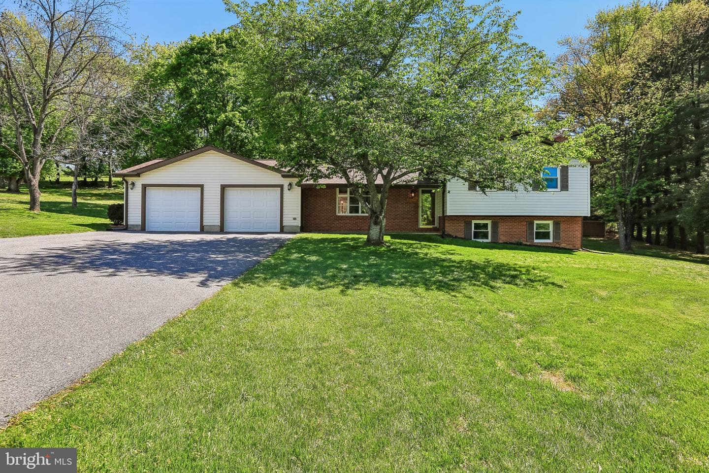 1107 King Arthur Court photo 1