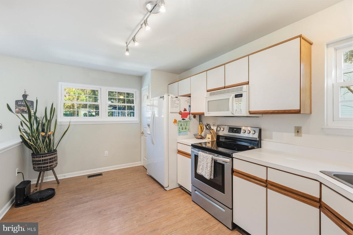 1183 Jo Apter Pl photo 10