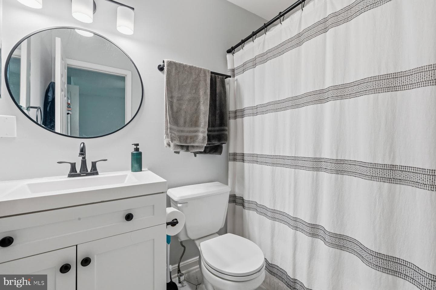 1183 Jo Apter Pl photo 18