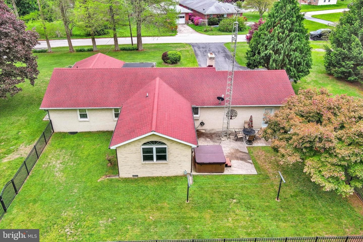 1609 Fairmount Rd photo 32