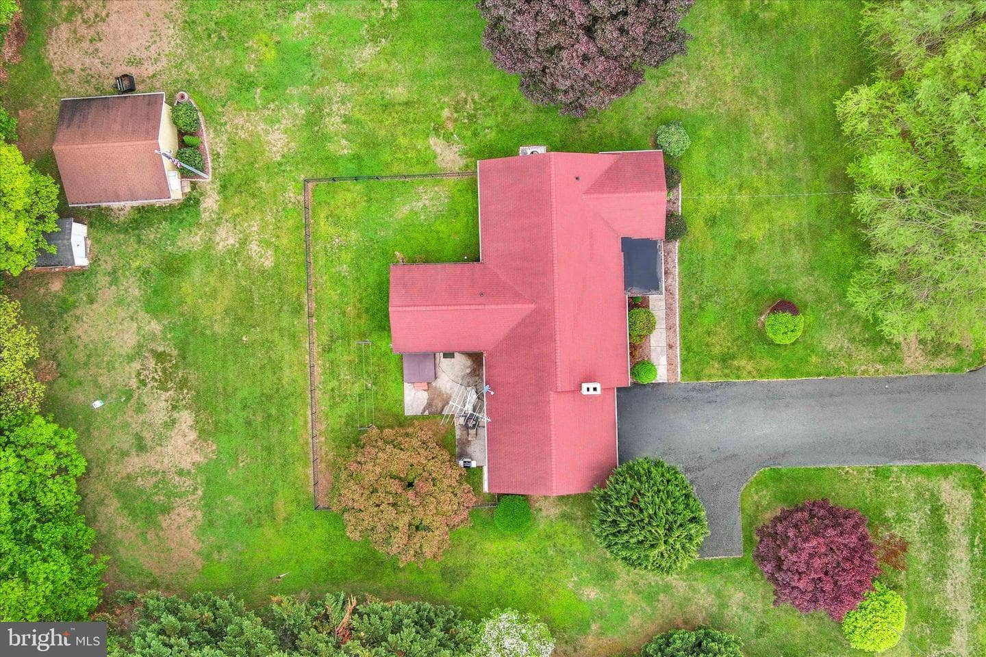 1609 Fairmount Rd photo 42
