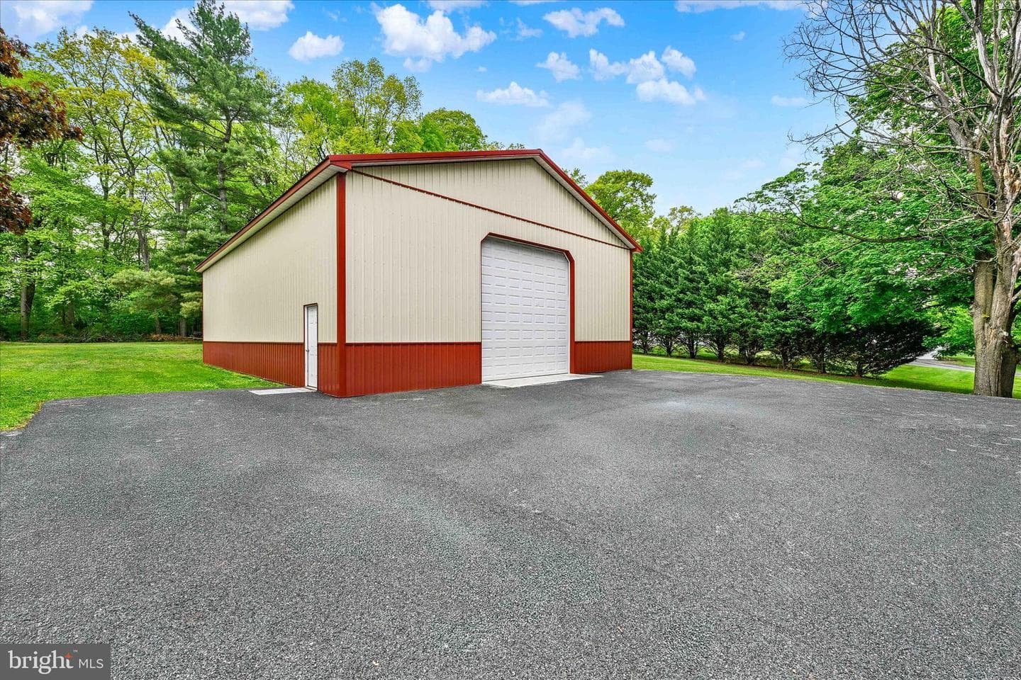 1609 Fairmount Rd photo 5