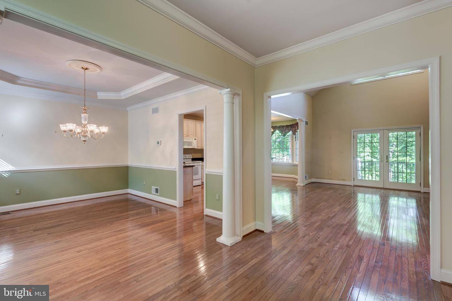 760 Charingworth Road photo 3