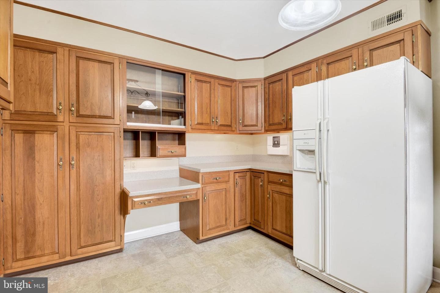 1645 Saint Paul Street photo 25