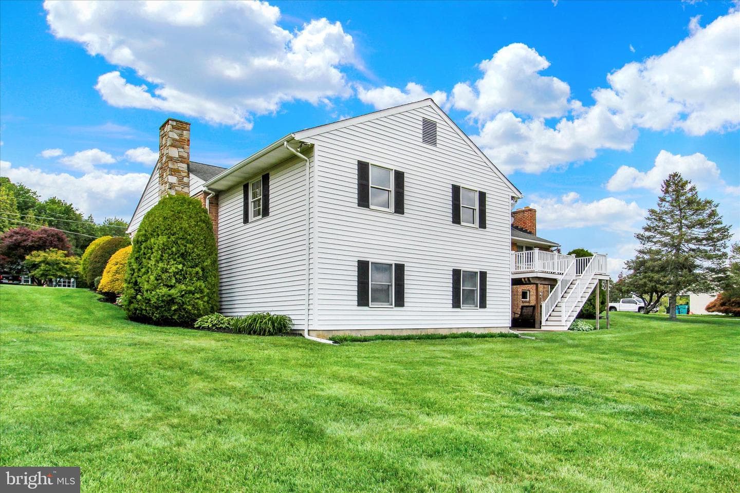 1645 Saint Paul Street photo 4