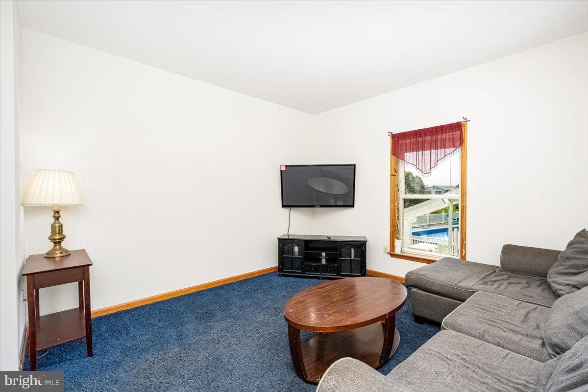 2402 Windisch Drive photo 18